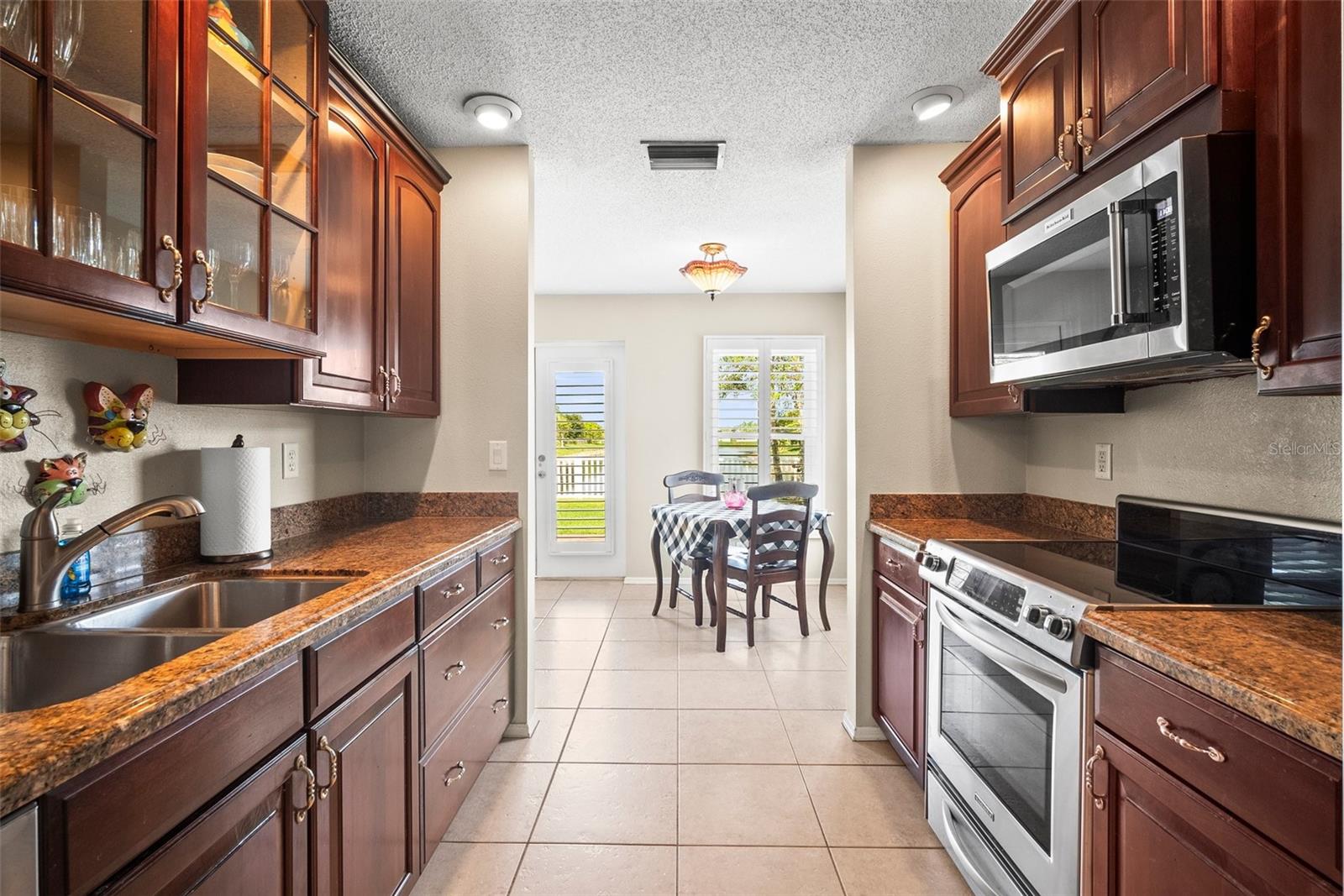 4194 BANBURY CIR — photo 10