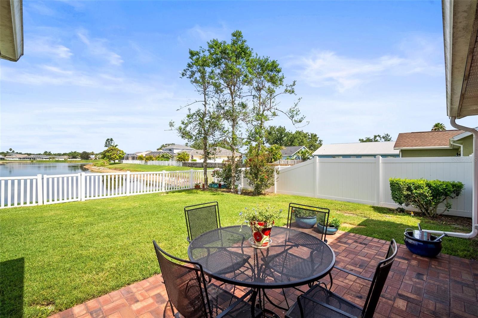 4194 BANBURY CIR — photo 35
