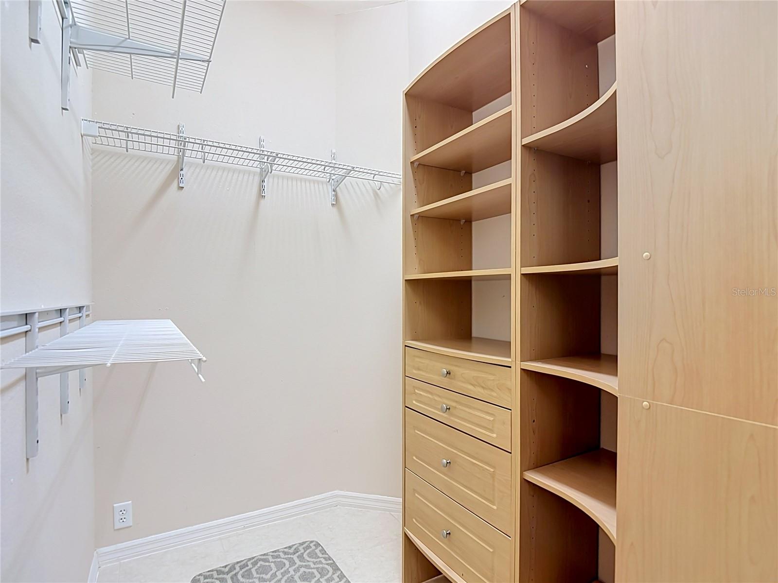 15903 BROCKWAY PL — photo 35