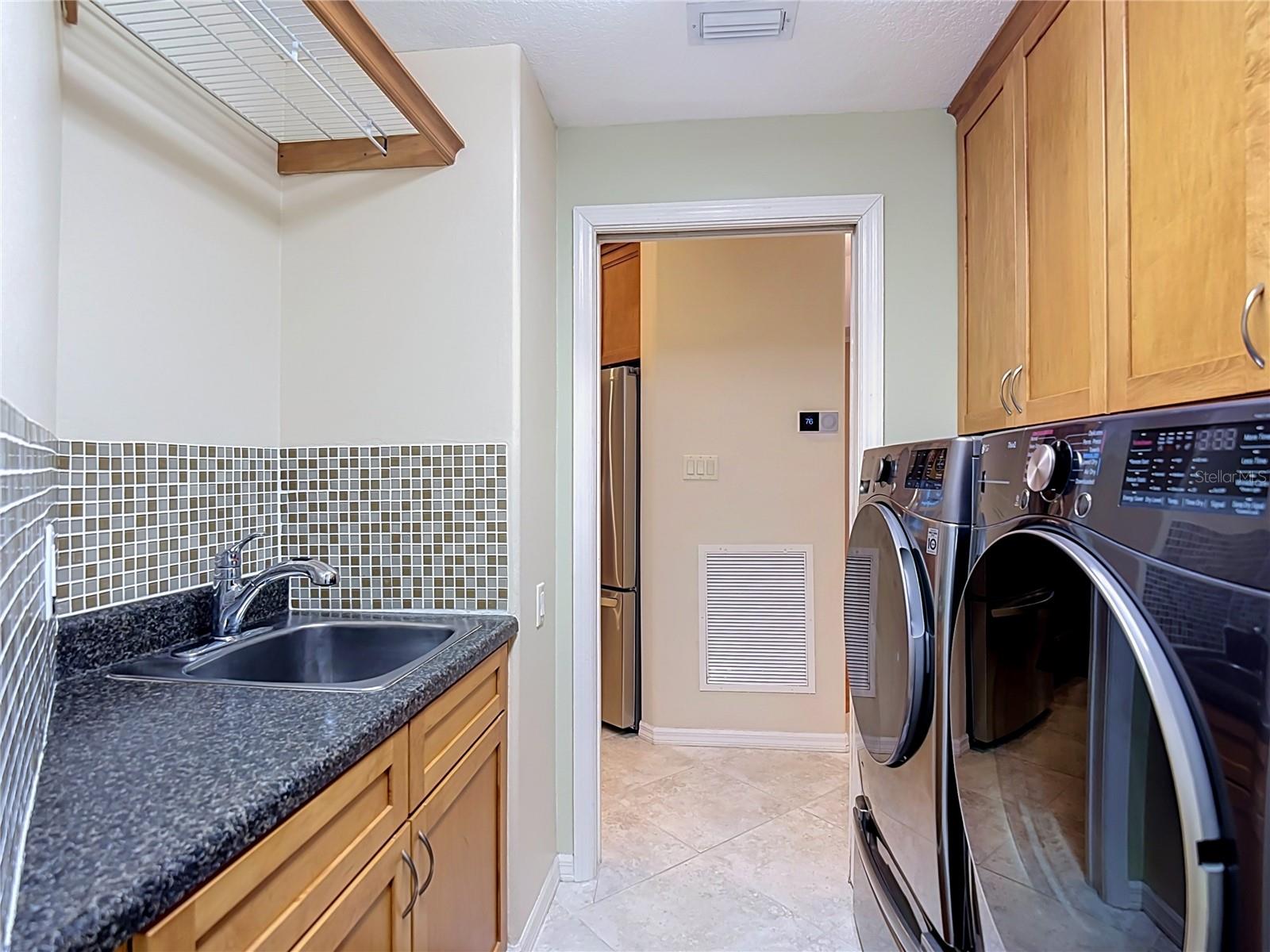 15903 BROCKWAY PL — photo 58