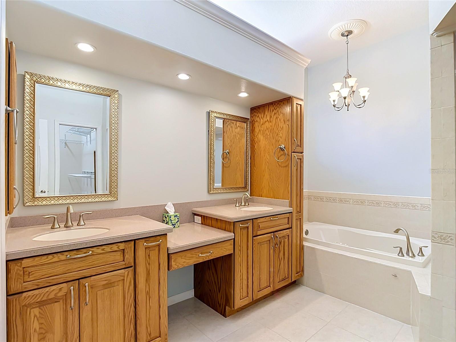 15903 BROCKWAY PL — photo 32