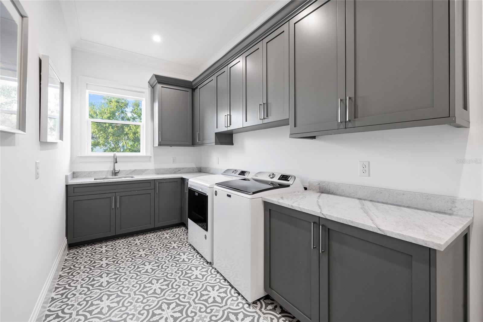 5025 W DANTE AVE — photo 53