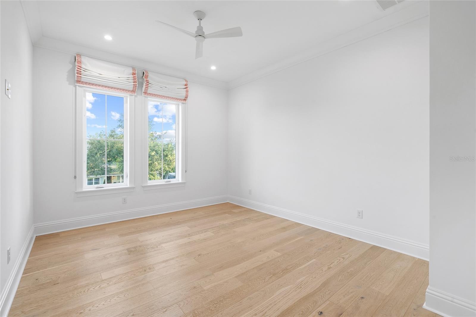 5025 W DANTE AVE — photo 58