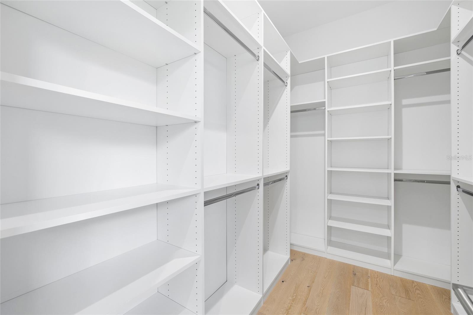 5025 W DANTE AVE — photo 60