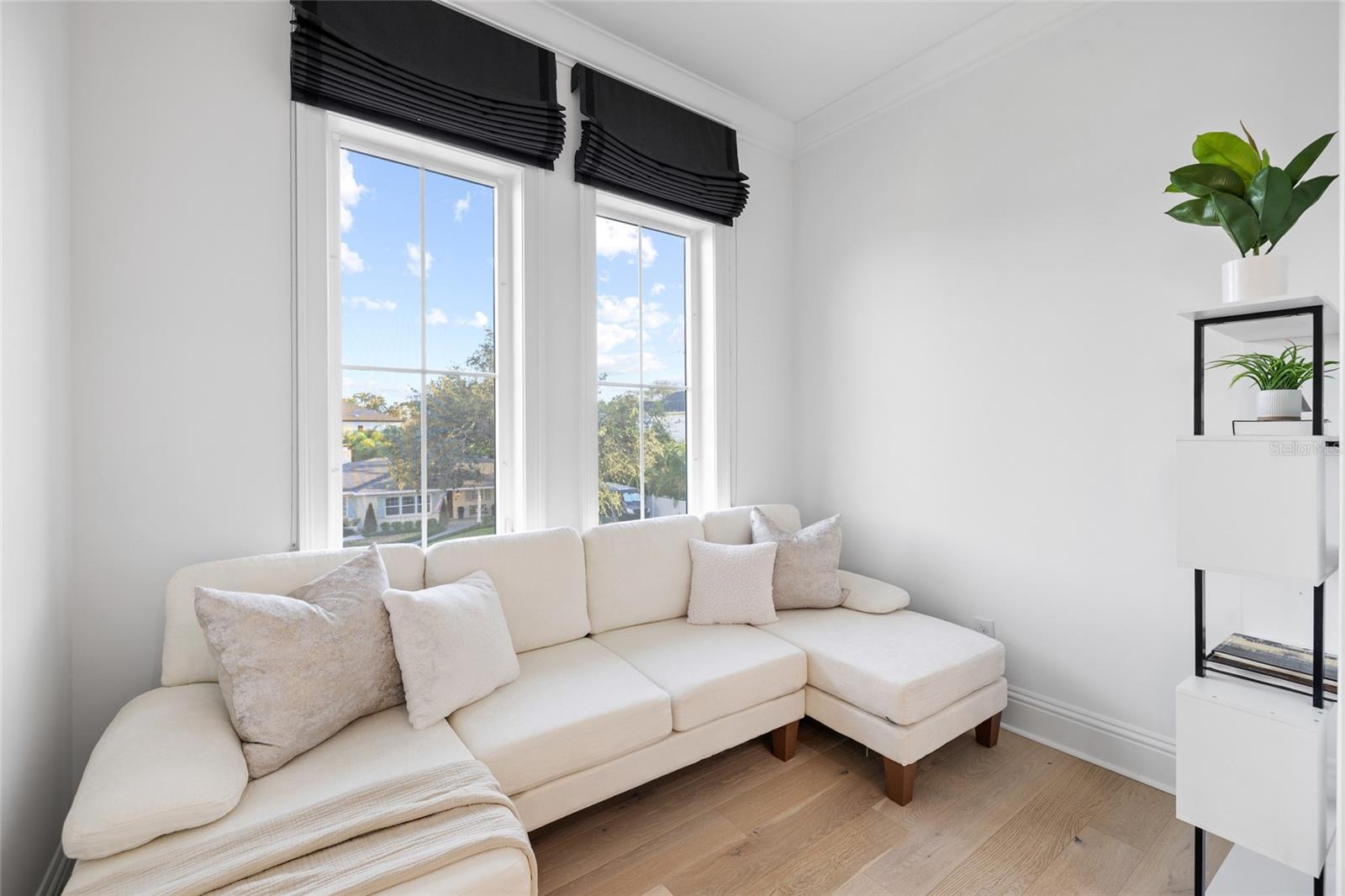 5025 W DANTE AVE — photo 45