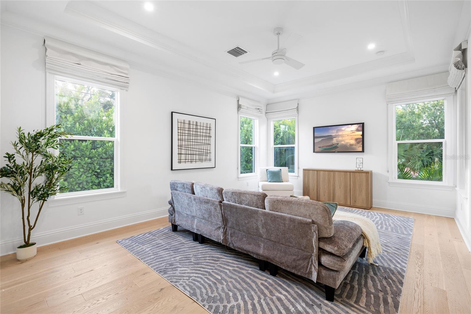 5025 W DANTE AVE — photo 27