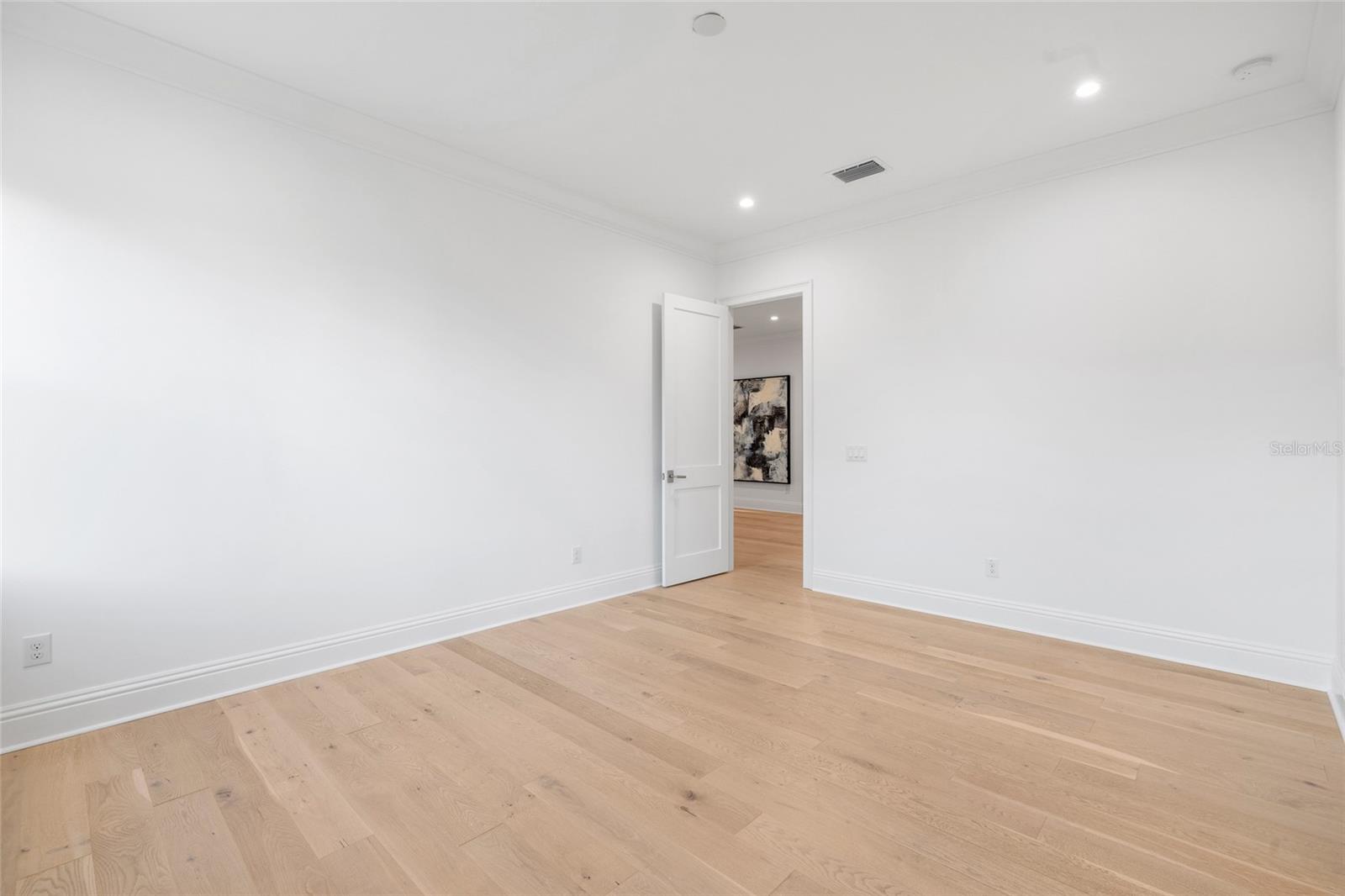 5025 W DANTE AVE — photo 56