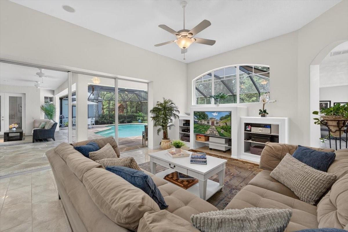 5603 EAGLEGLEN PL — photo 31