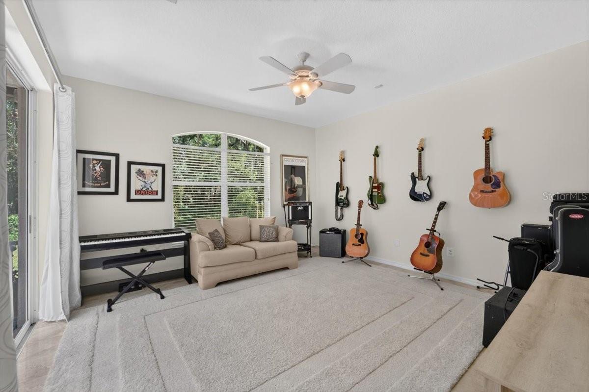 5603 EAGLEGLEN PL — photo 63