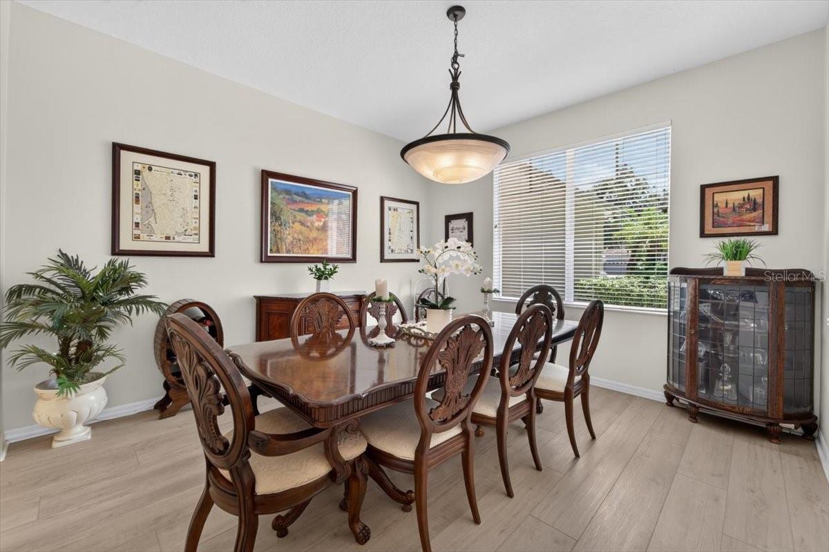 5603 EAGLEGLEN PL — photo 13
