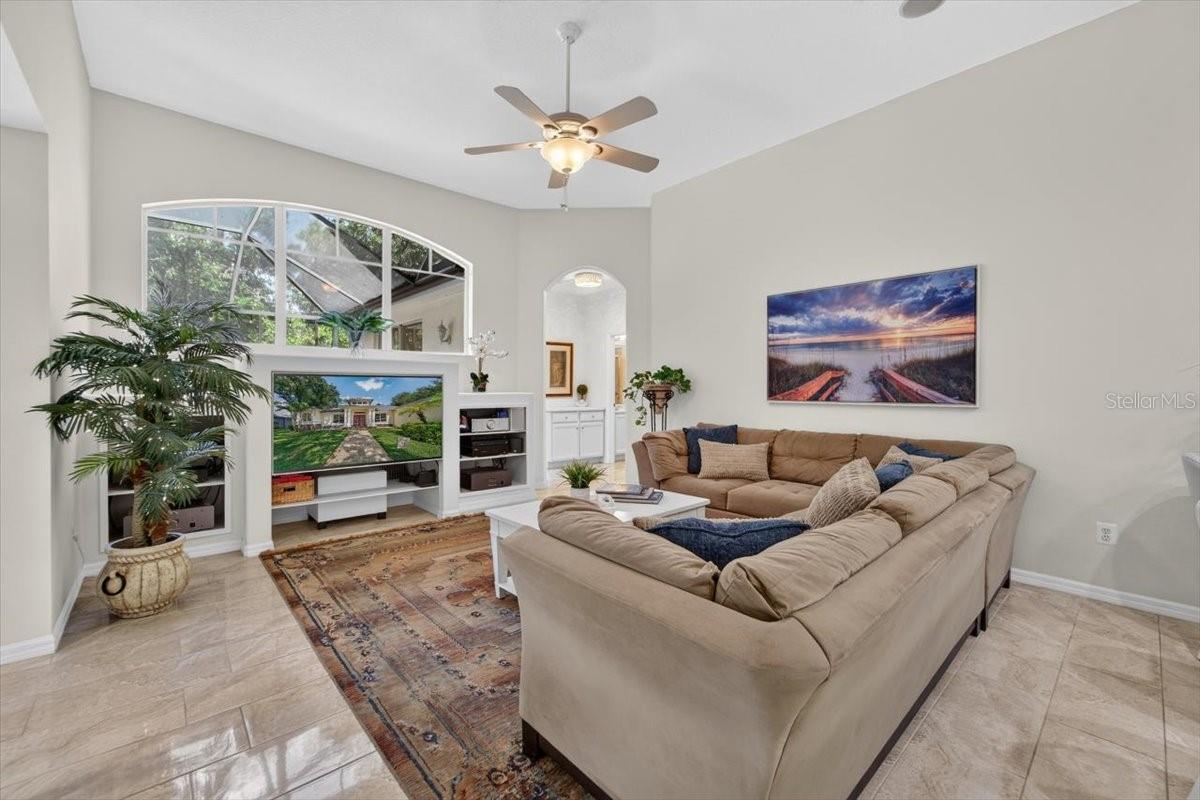 5603 EAGLEGLEN PL — photo 32