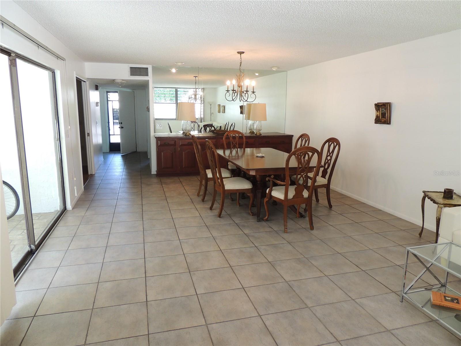324 TIMBERLAKE DR #324 — photo 6