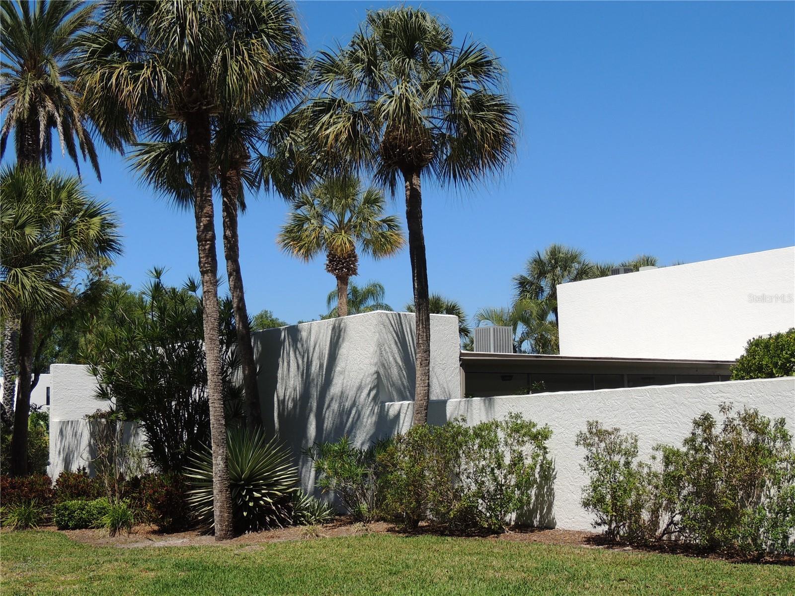 324 TIMBERLAKE DR #324 — photo 3