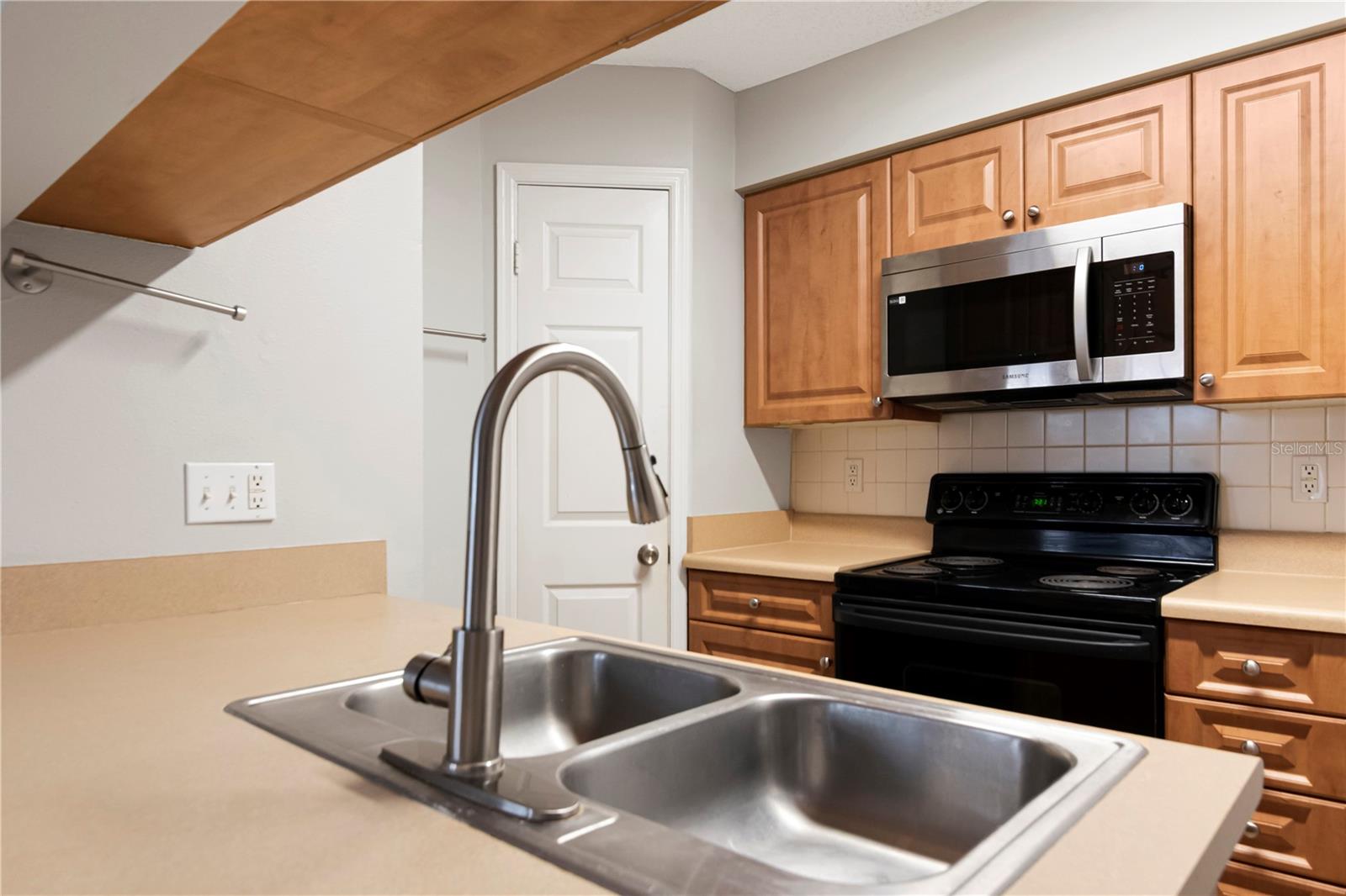 1000 W HORATIO ST #226 — photo 6
