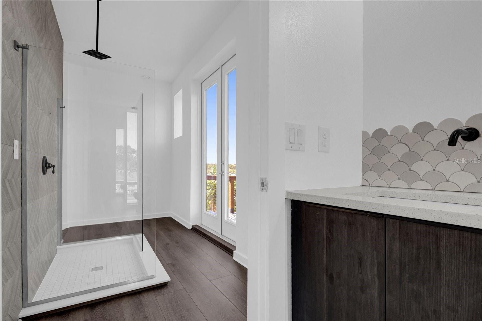 501 CHASTAIN RD — photo 22