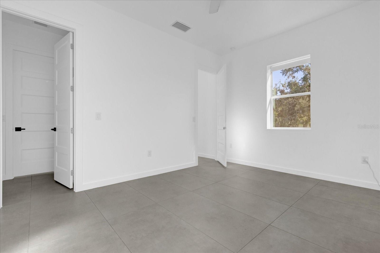 501 CHASTAIN RD — photo 14