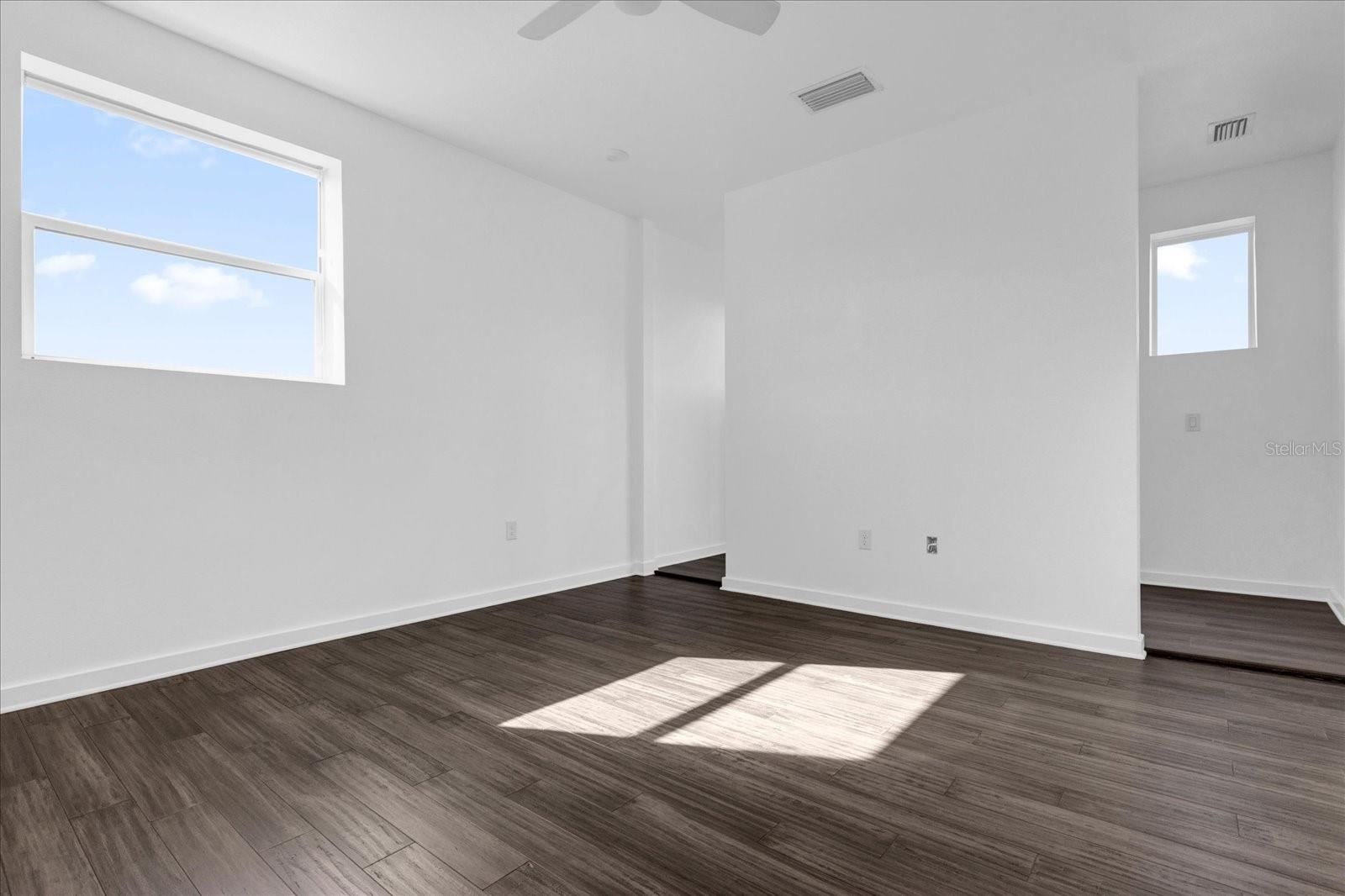 501 CHASTAIN RD — photo 18