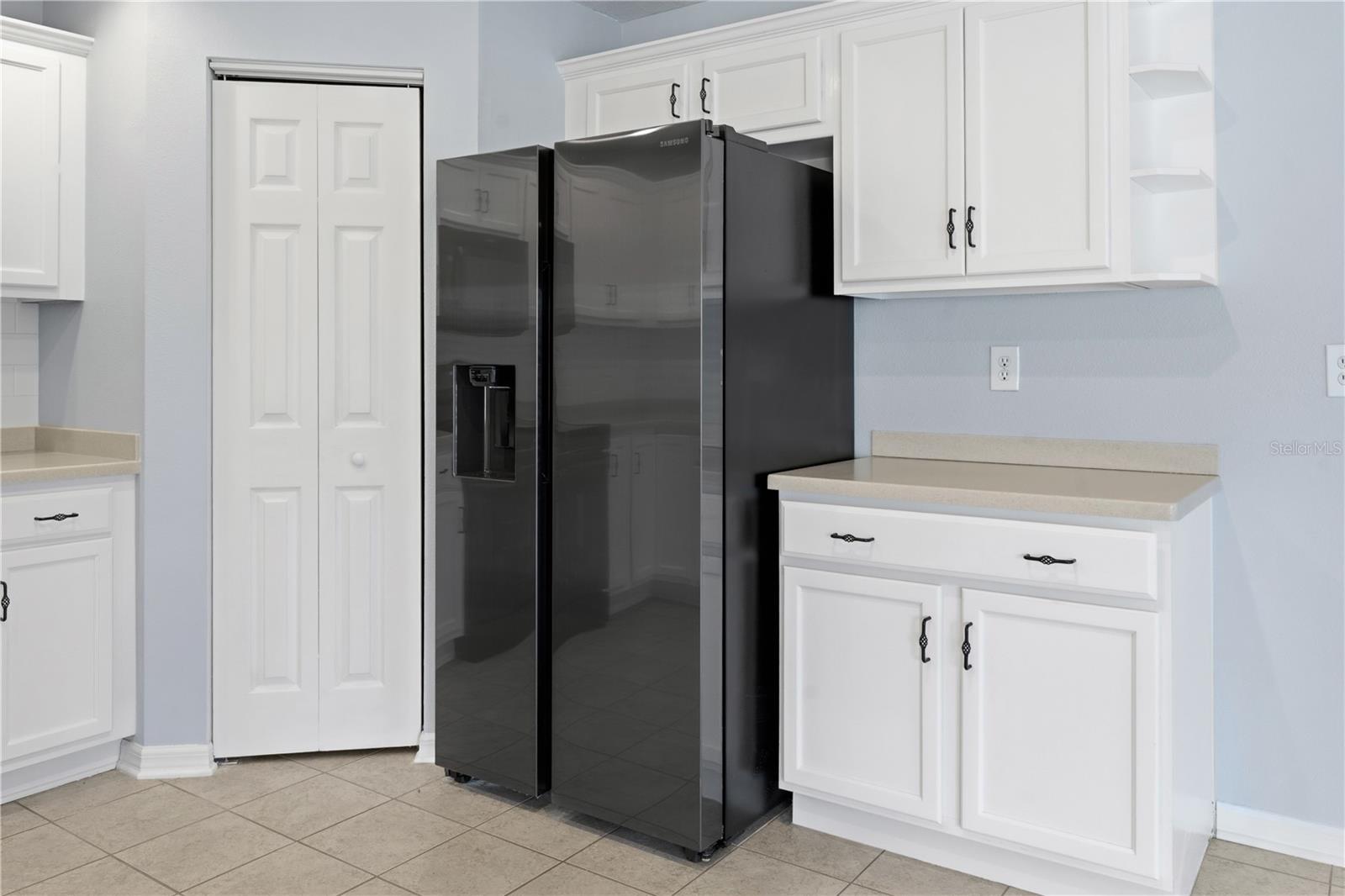 9515 SIMEON DR — photo 13