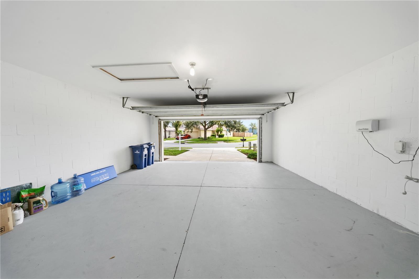 9515 SIMEON DR — photo 28