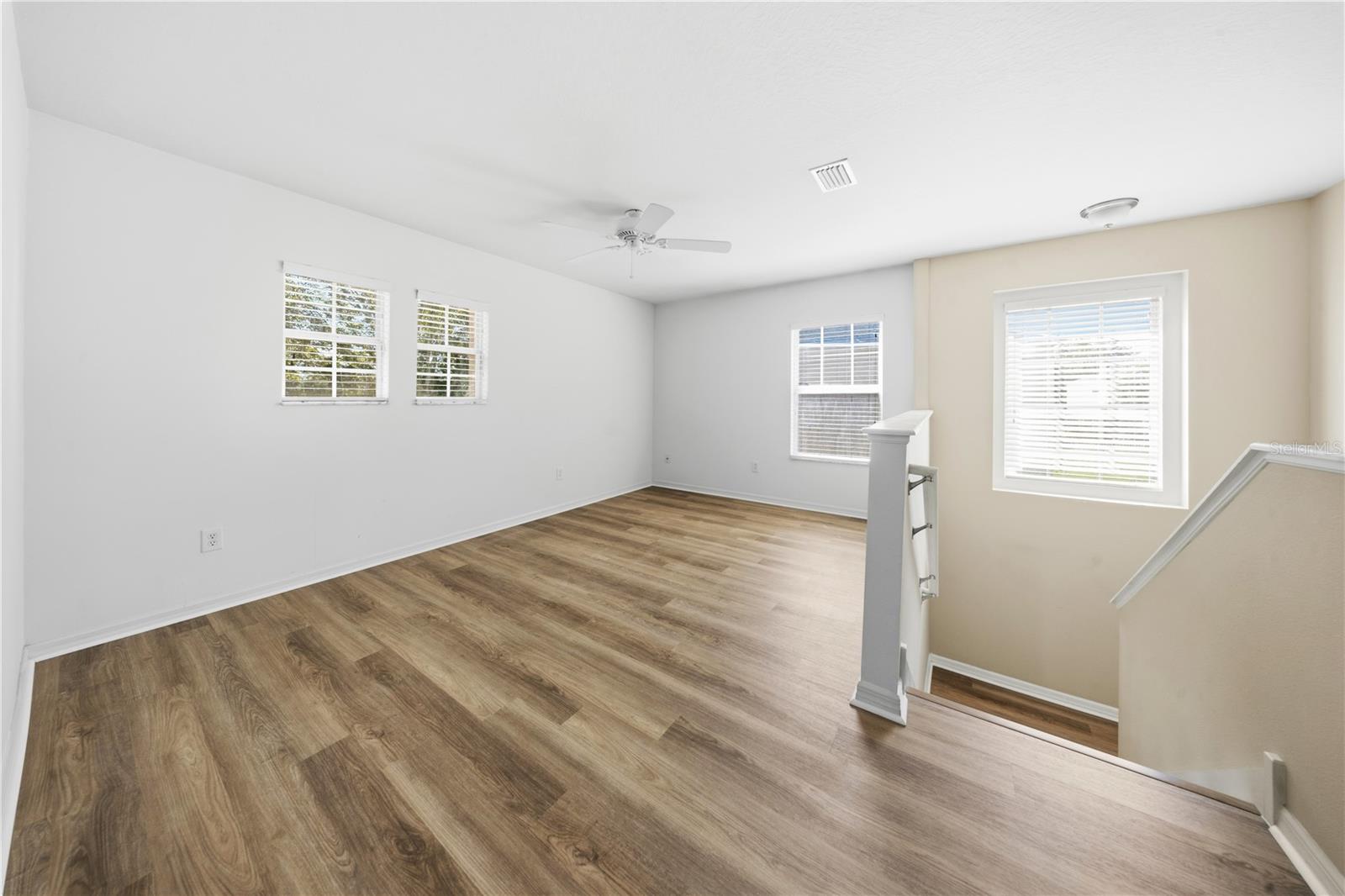 9515 SIMEON DR — photo 15
