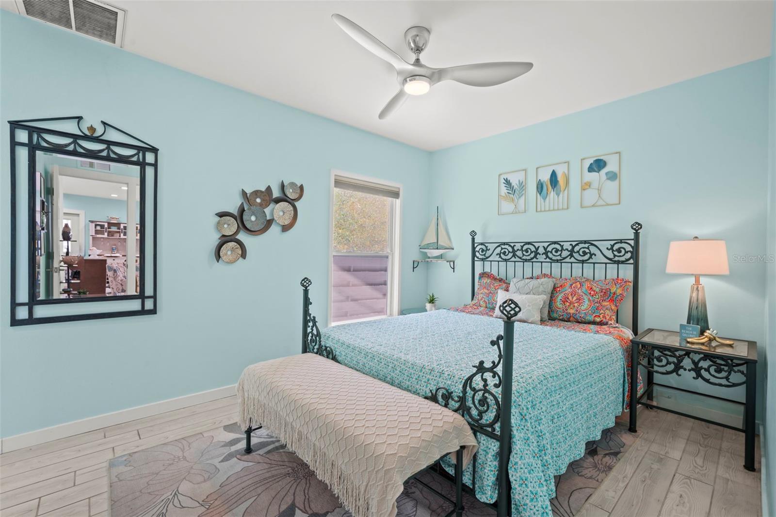 1841 LAUREL ST — photo 22