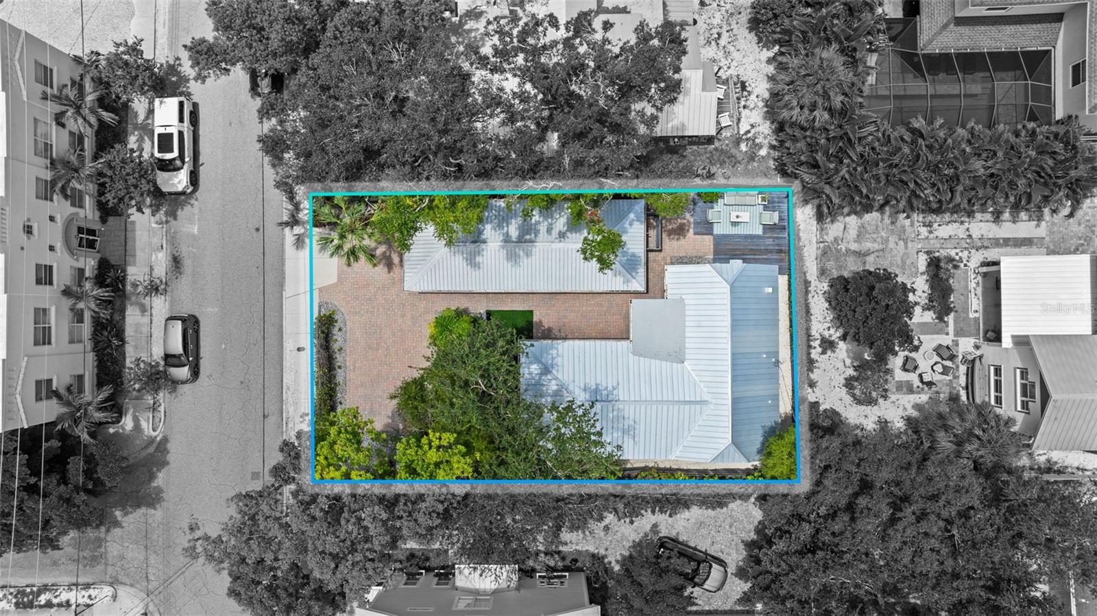 1841 LAUREL ST — photo 43
