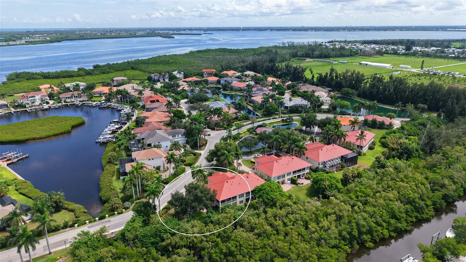 12402 HARBOUR LANDINGS DR — photo 35