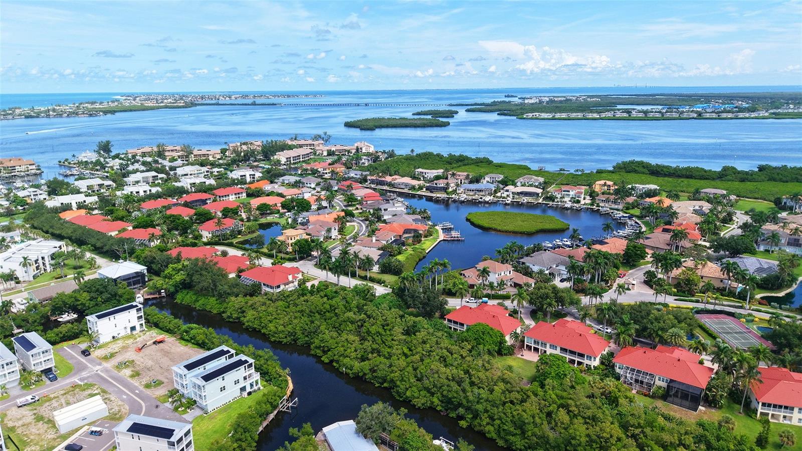 12402 HARBOUR LANDINGS DR — photo 40