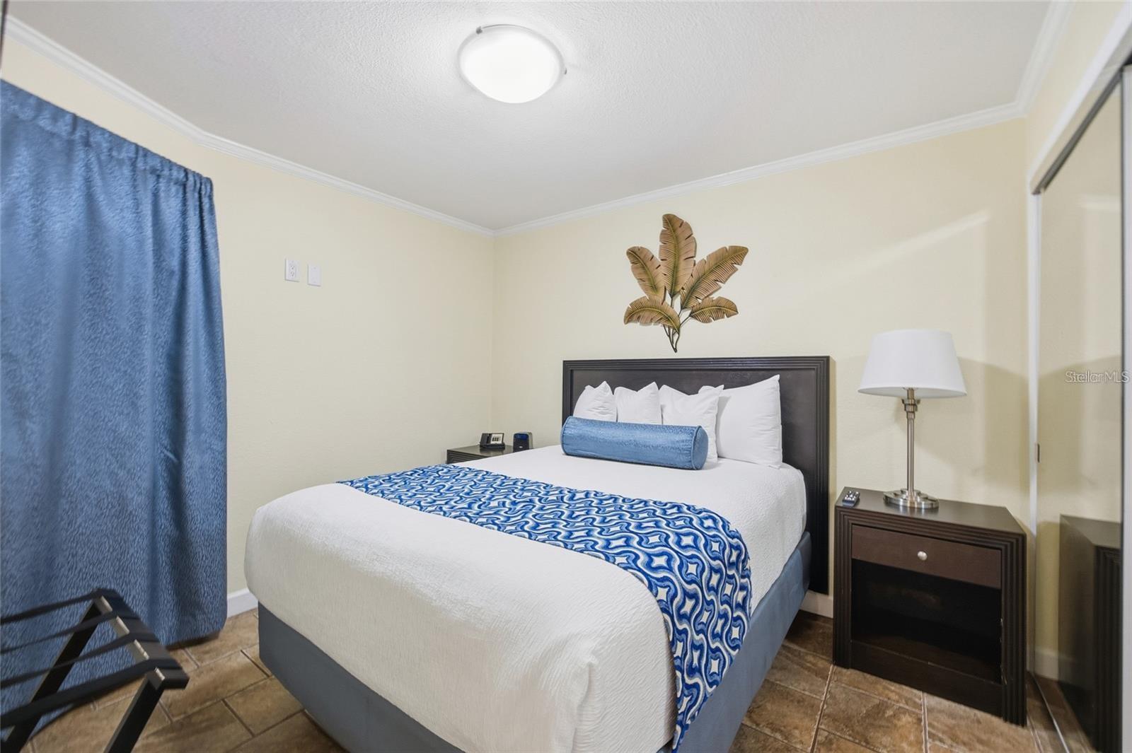 2506 N ROCKY POINT DR #315 — photo 6