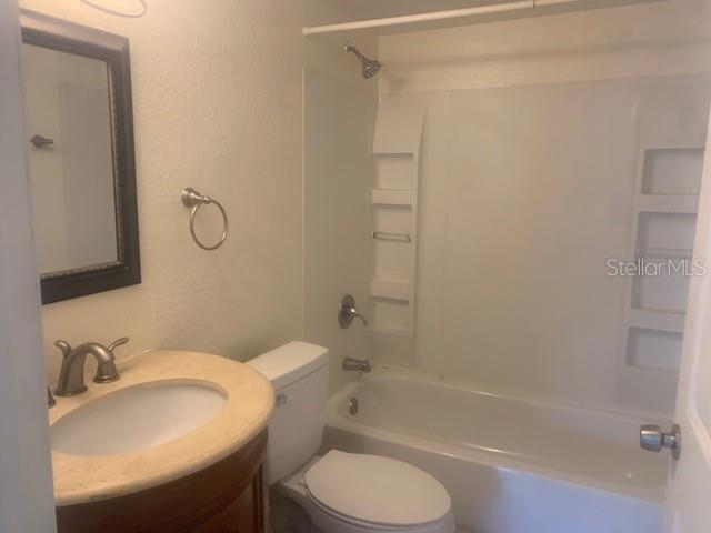620 GOLDEN RAINTREE PL #620 — photo 12