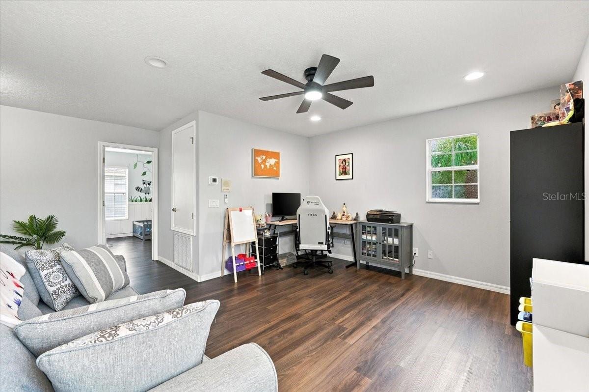10908 SUBTLE TRAIL DR — photo 8
