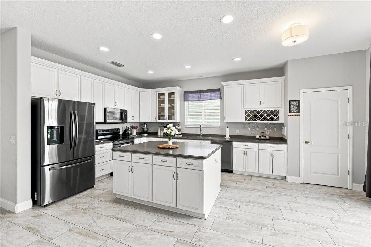10908 SUBTLE TRAIL DR — photo 12