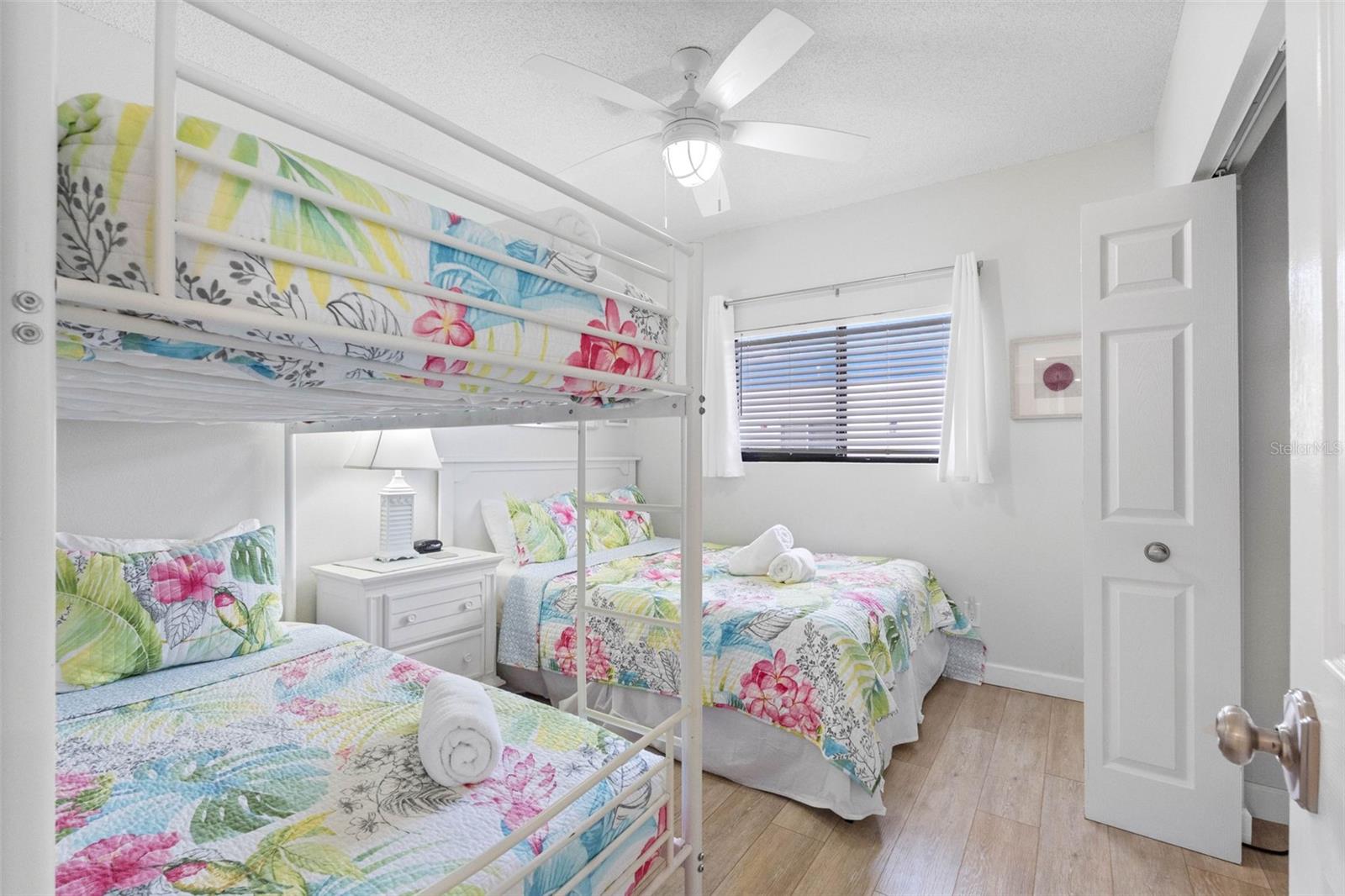 18450 GULF BLVD #508 — photo 22