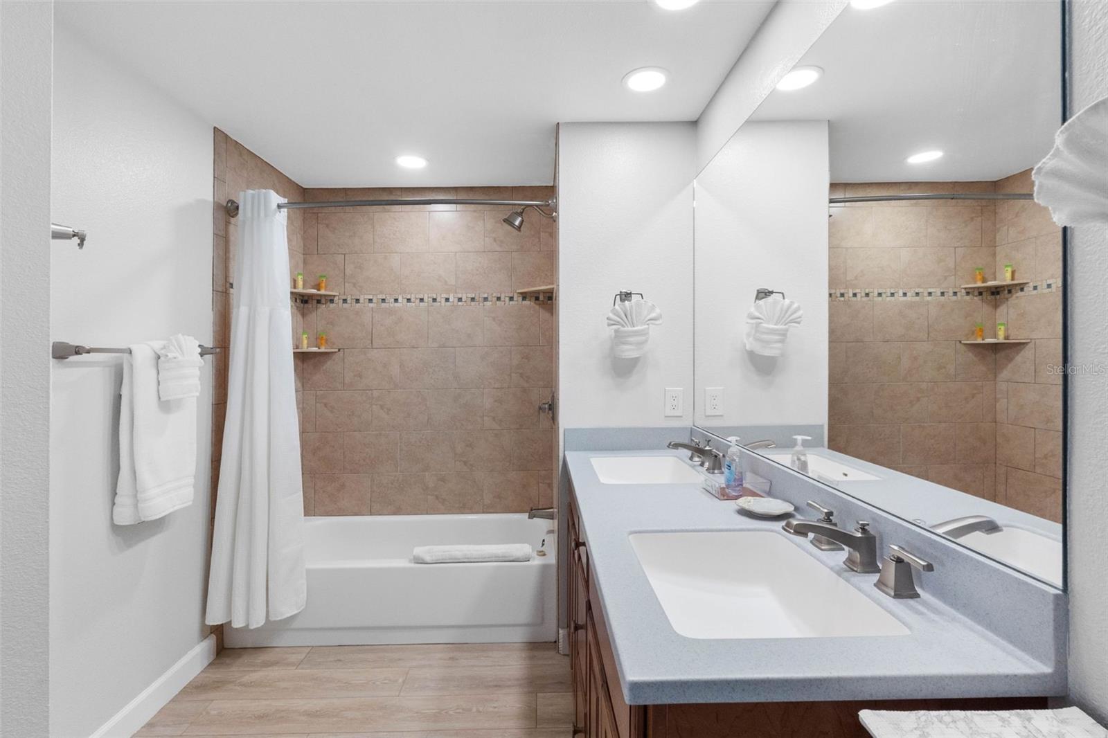 18450 GULF BLVD #508 — photo 18
