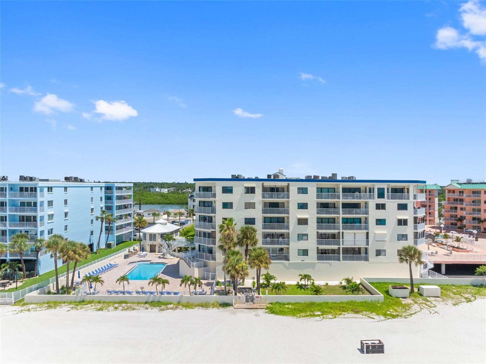 18450 GULF BLVD #508 — photo 33