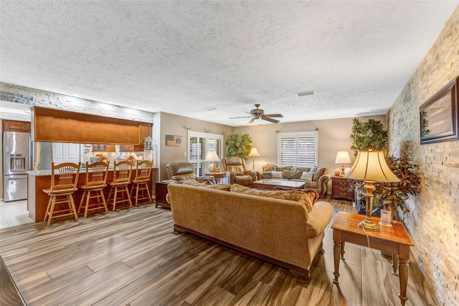 4001 HIGHGATE DR — photo 10
