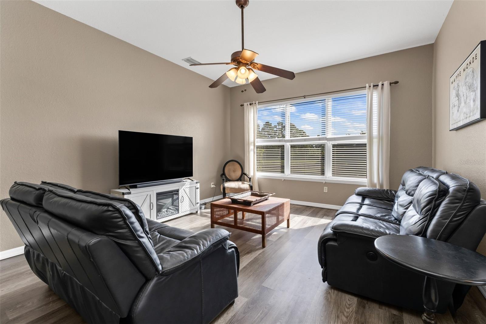 1578 SCARLETT AVE — photo 21
