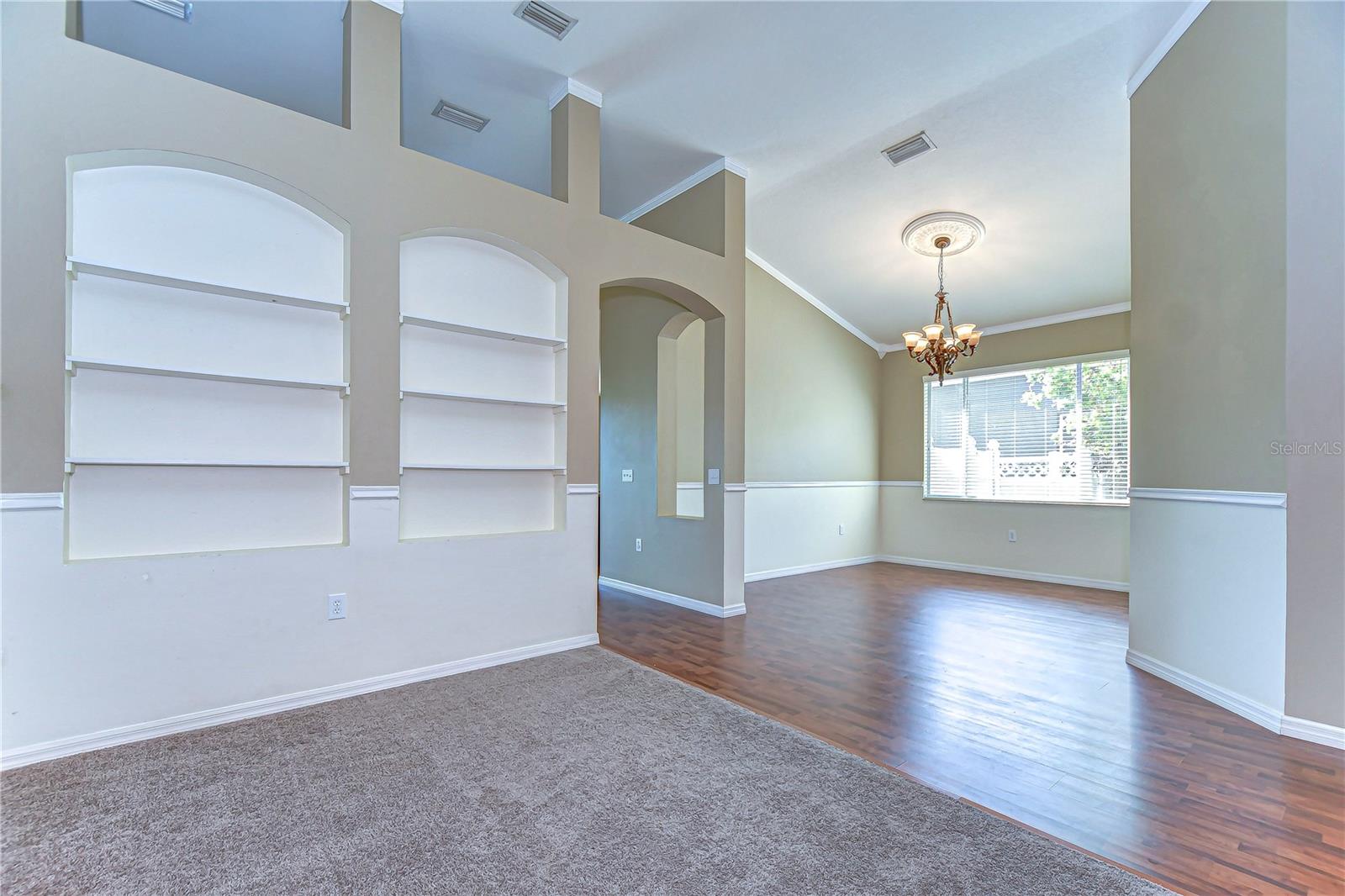 6716 BLUFF MEADOW CT — photo 13