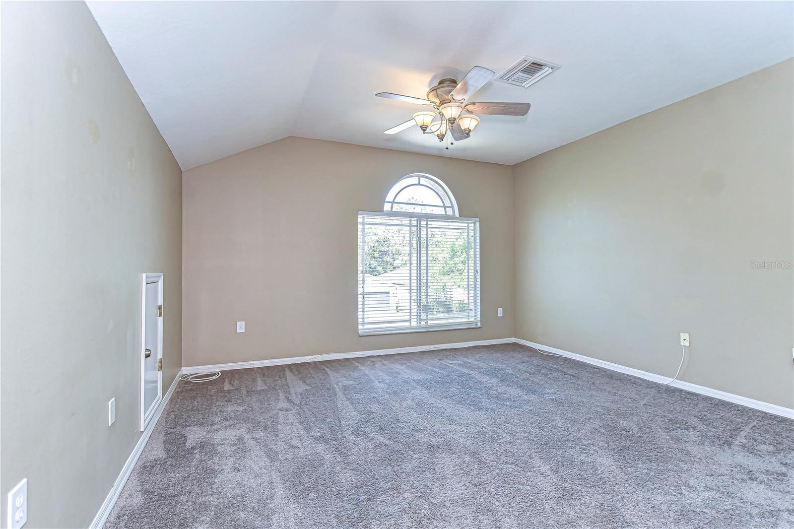 6716 BLUFF MEADOW CT — photo 44