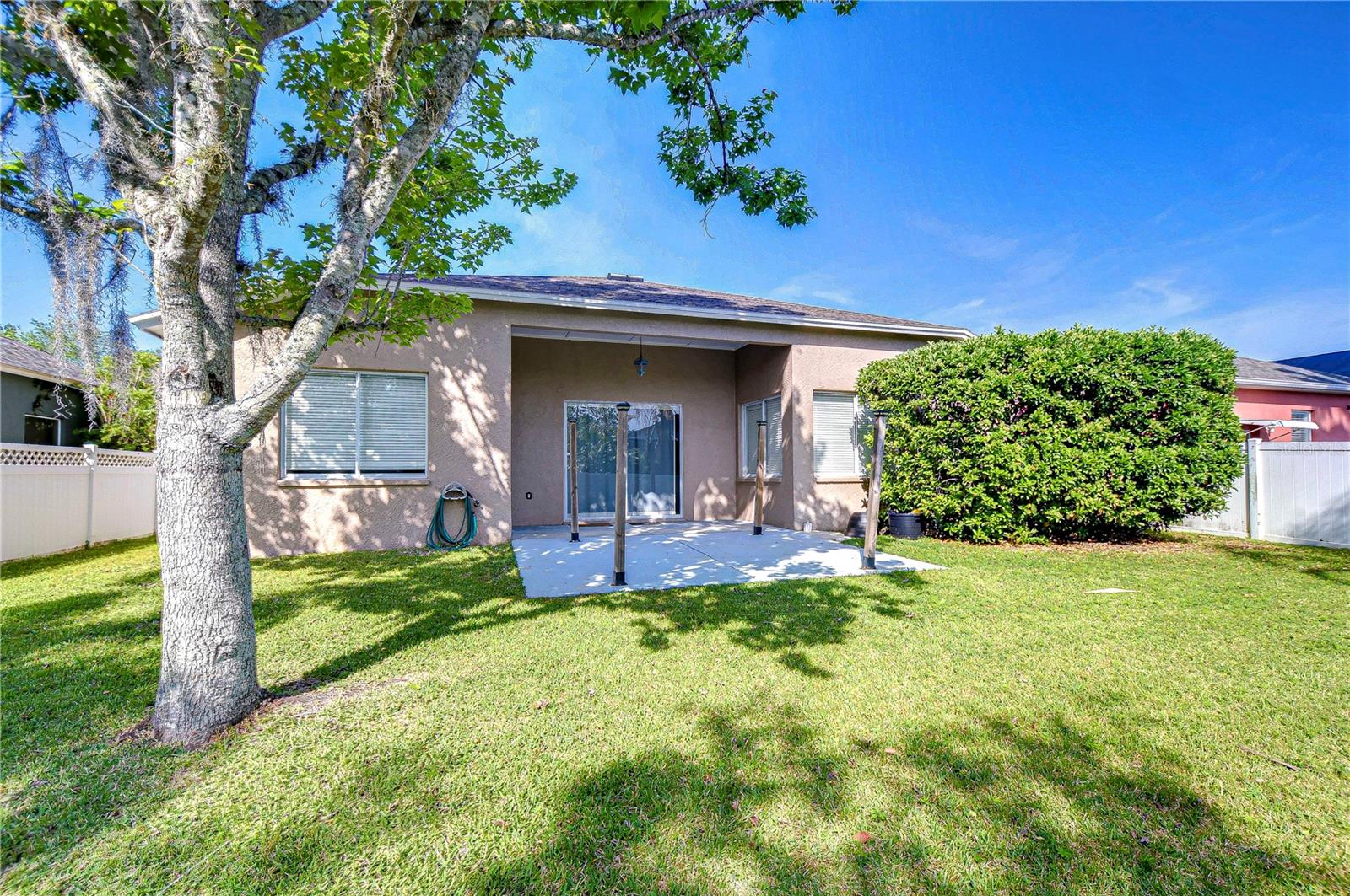 6716 BLUFF MEADOW CT — photo 4