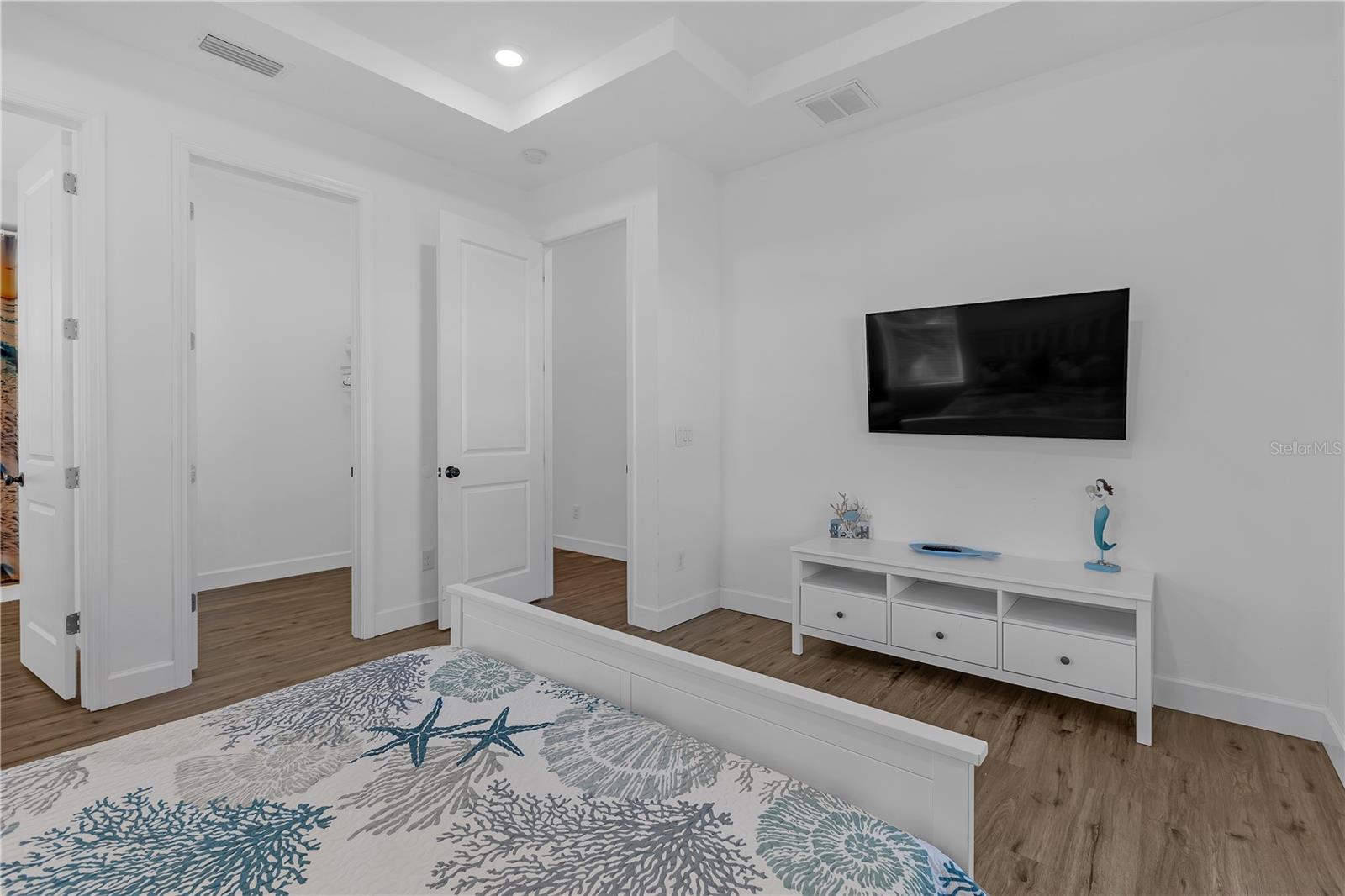 6602 S SHERRILL ST — photo 50