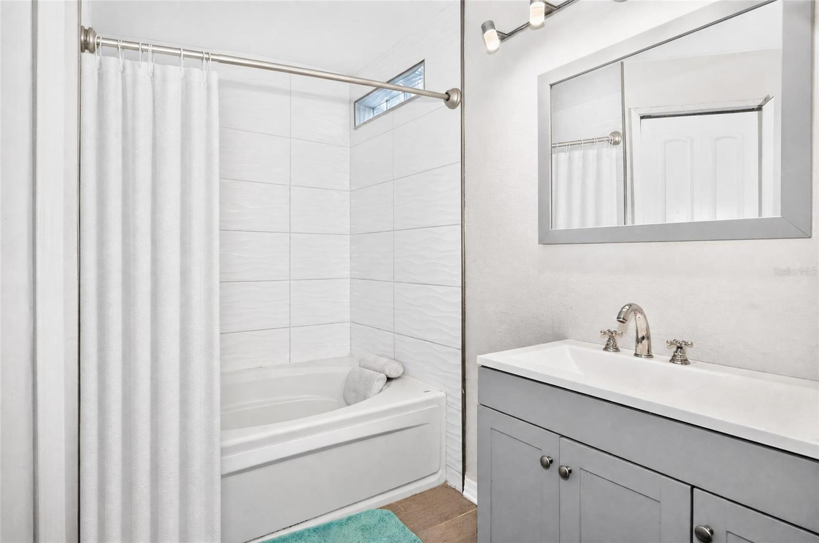518 SUMMER SAILS DR — photo 16