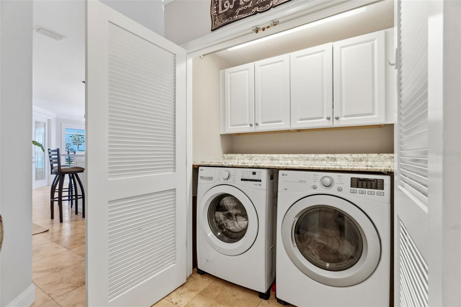 6420 SUNSET BAY CIR — photo 37
