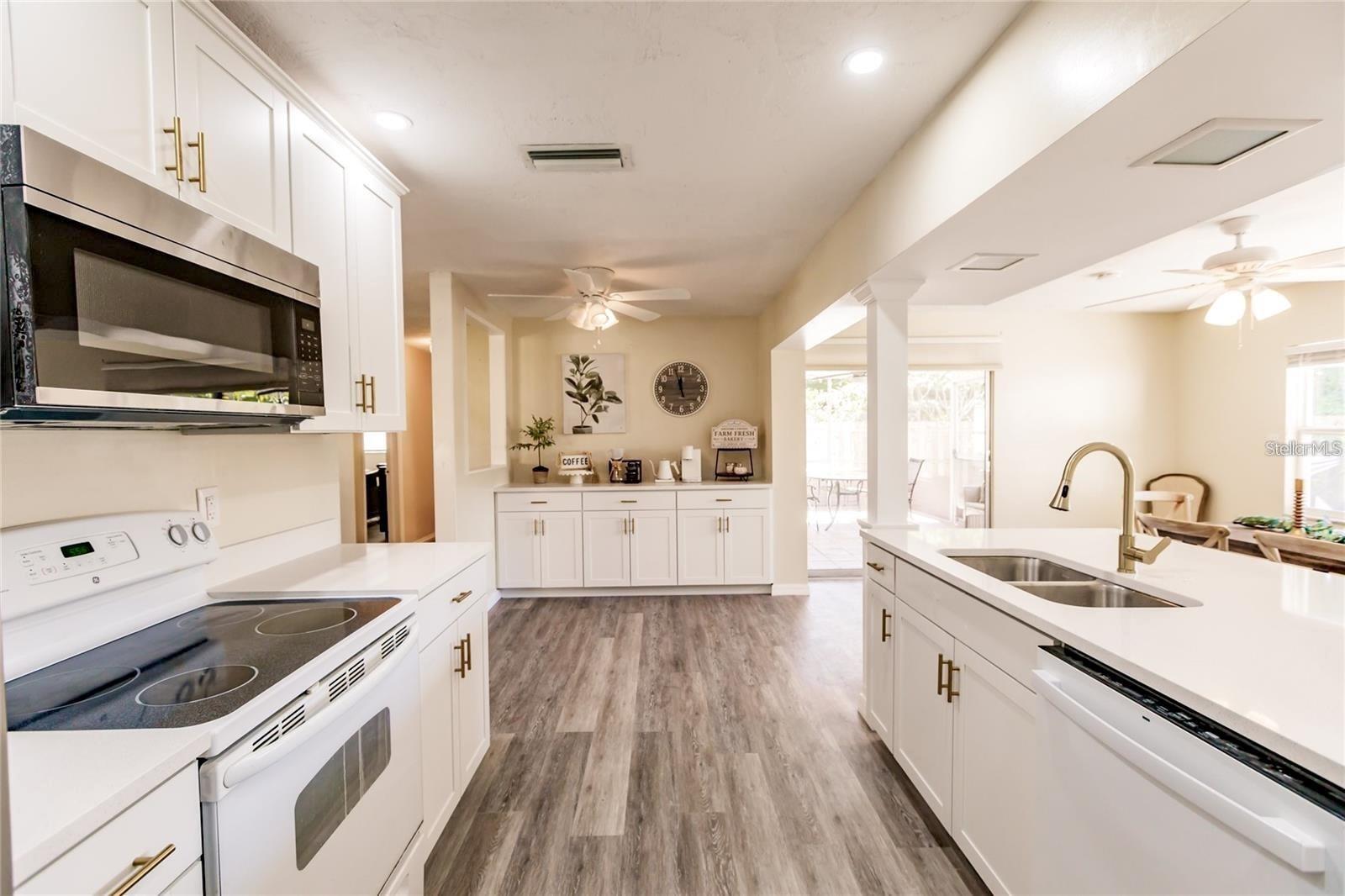 3716 MUNDY RIDGE DR — photo 3