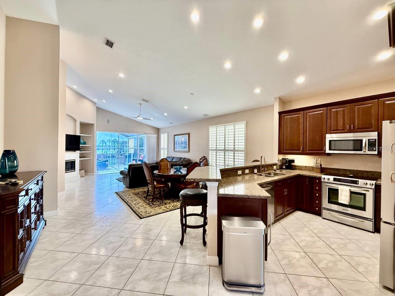 1605 SAND KEY ESTATES CT — photo 11