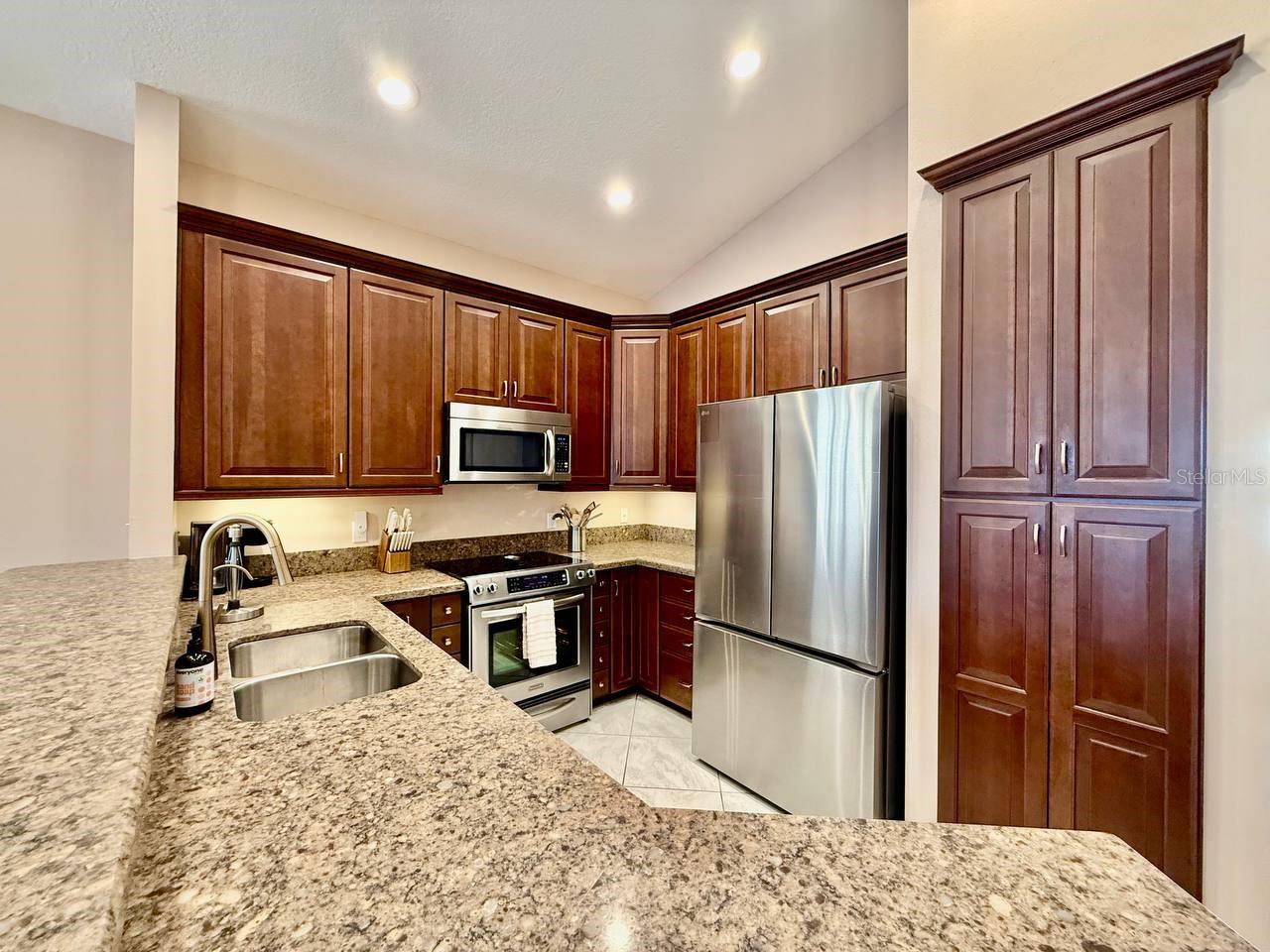 1605 SAND KEY ESTATES CT — photo 13