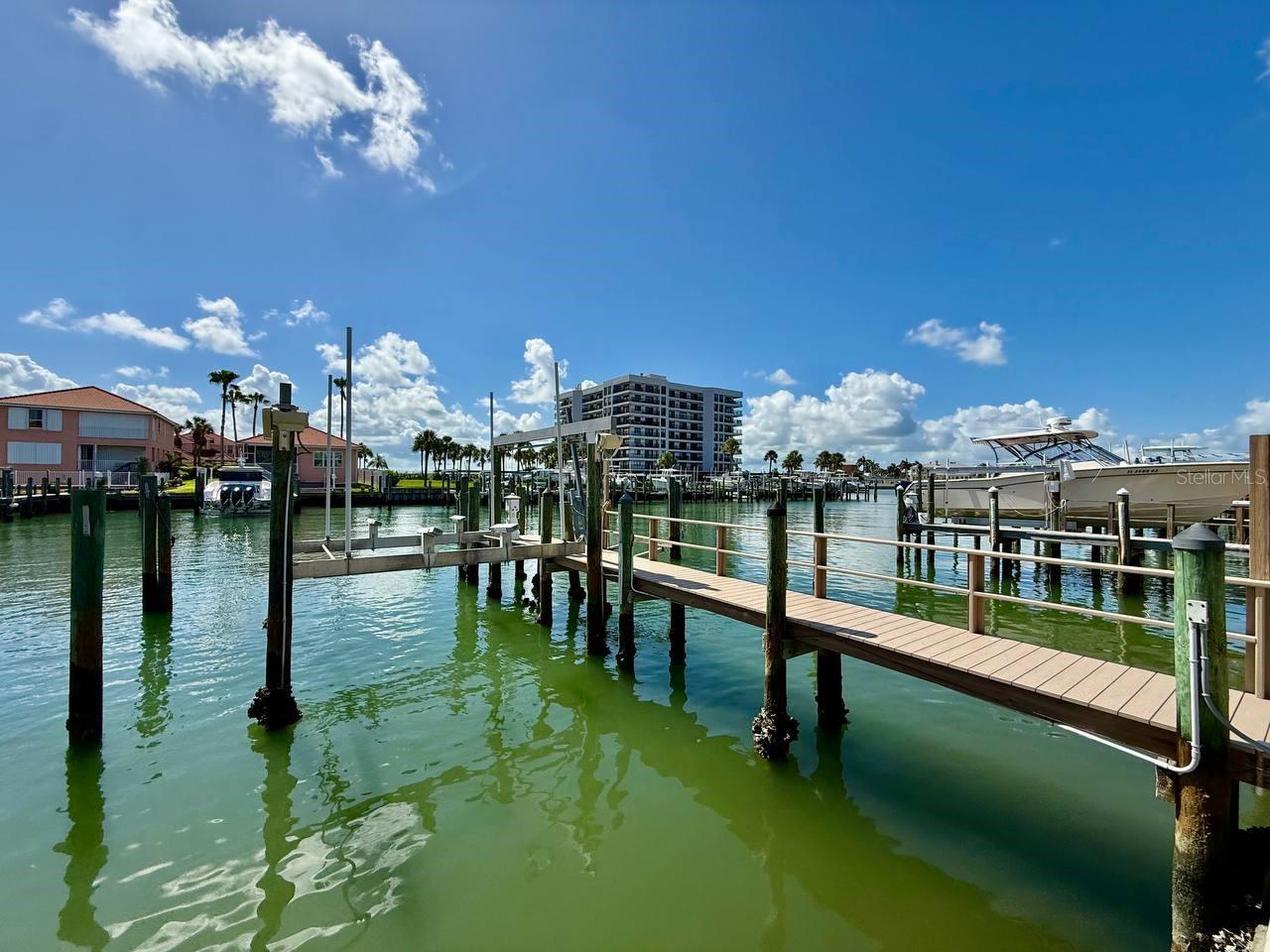 1605 SAND KEY ESTATES CT — photo 55