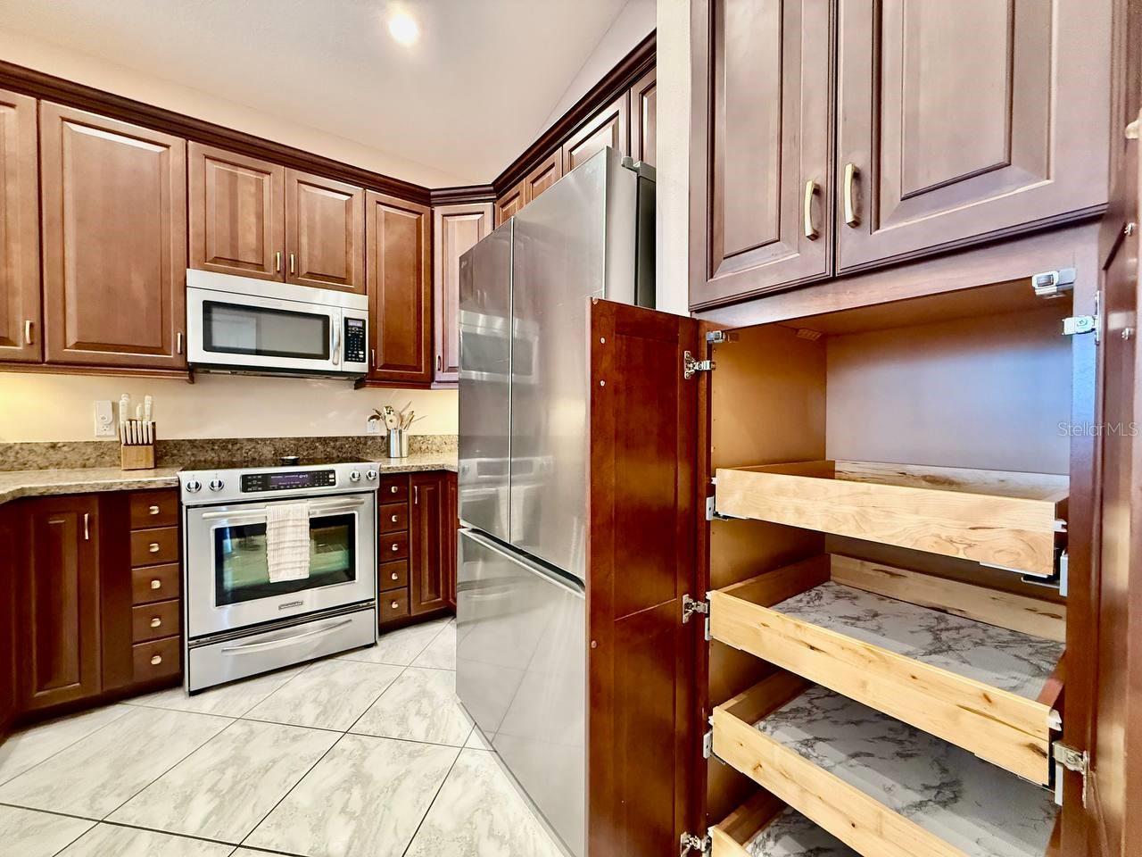 1605 SAND KEY ESTATES CT — photo 17
