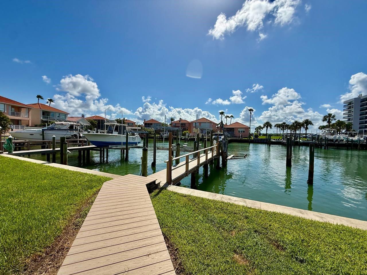 1605 SAND KEY ESTATES CT — photo 53