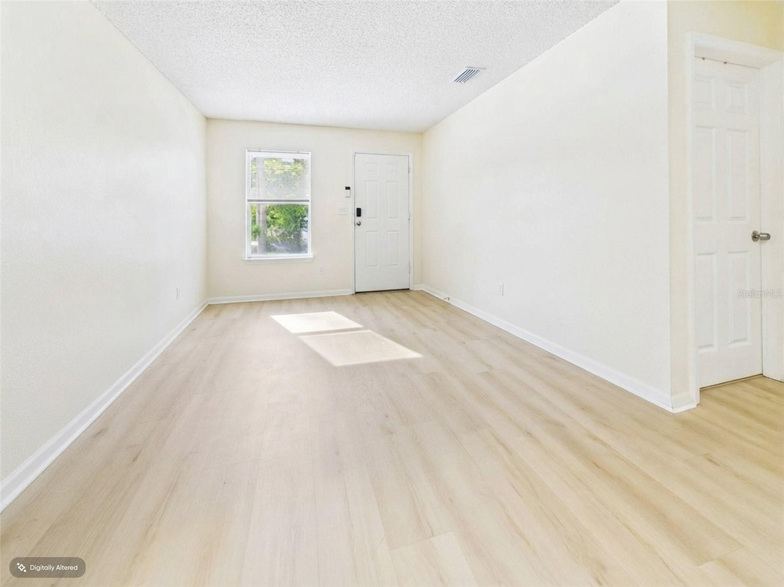 1411 E 109TH AVE #B — photo 3